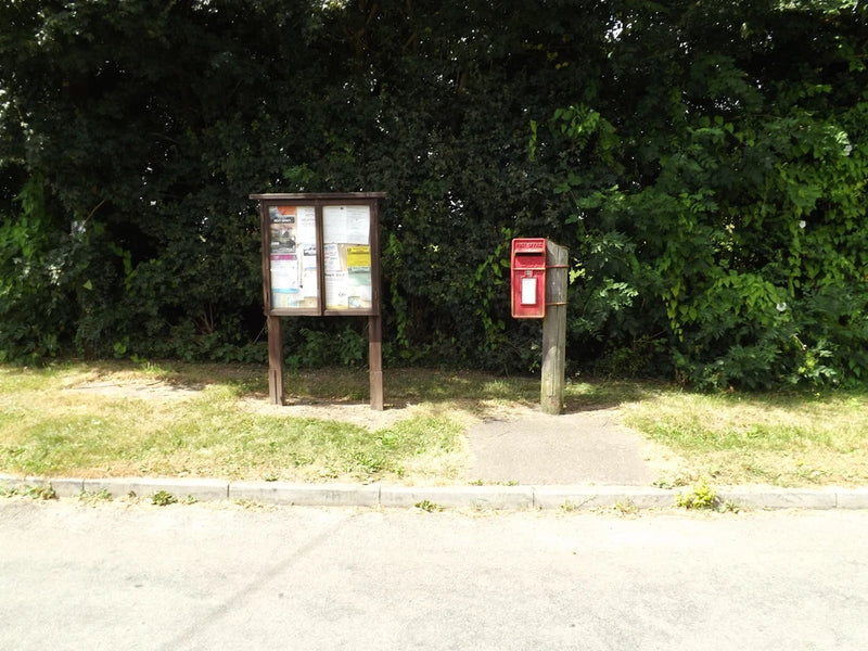 Photo 6x4 The Street Postbox & Village Notice Board Bobby Hill On The Str c2016 Model