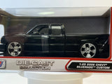 2006 Chevy Silverado Custom Diecast Model Car 1/25 Scale, New In Box By Motormax Model