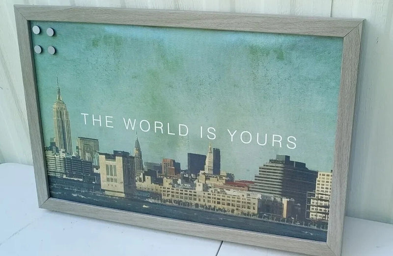 Magnetic Bulletin Board Photo Message Memo Holder Empire State Building New York Model
