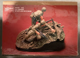 Hobby Fan HF-519 U.S. Marine Startline with Base 2 Figures 1:35 Scale Model Kit Model