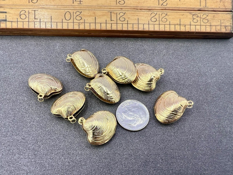 8 Pcs Vintage Gold Tone Oyster Clam Seashell 19mm Charms Pendants Findings RD Charms