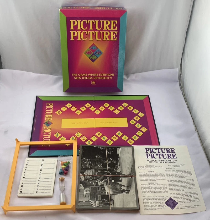 1992 Picture Picture Board Game by Golden Complete in Very Good Cond FREE SHIP Model