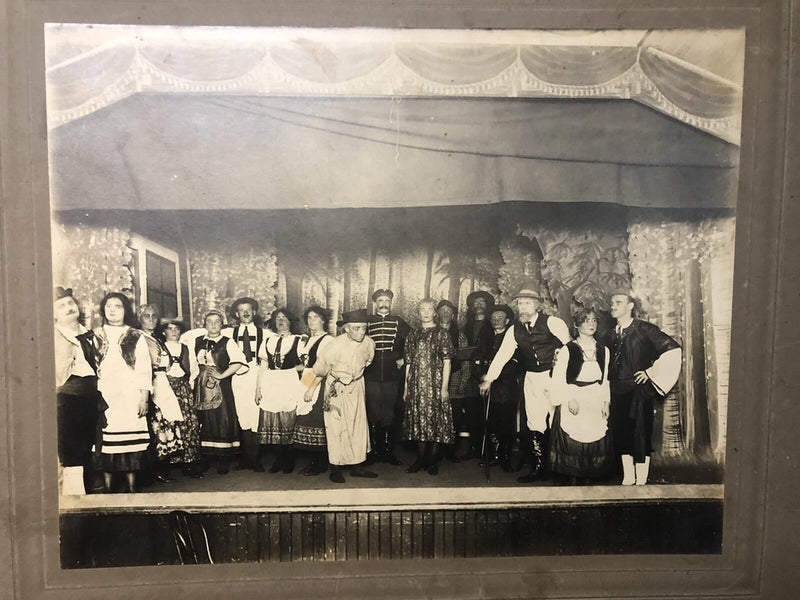 ANTIQUE VINTAGE 1900¡¯S THEATER CAST GROUP PHOTO ON BOARD CABINET UNIDENTIFIED Model