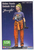 DEFDF24002 1:24 DEF Model Figure Set - Modern Female Mechanic "Jennifer" Model