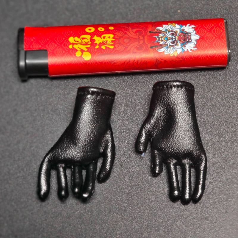 DID D80138 1/6 World War II German major  -  Glove model Model