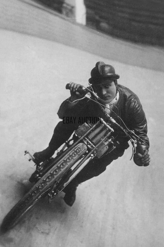 Indian Powerplus 61 ci sidevalve 1923 Board track racer in action press photo Model