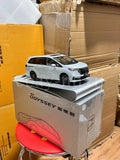 FLAW 1:18 Scale Honda Odyssey Absolute Black Edition White Diecast Model w/ Base Model
