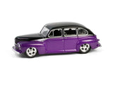 1946 Ford Fordor Super Deluxe - Purple 1:64 Scale Model - Greenlight 63070A Model