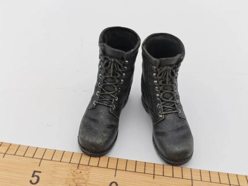 SWtoys FS077 1/6 Scale Lara MISS CROFT Battle Damaged Ver Boots Model Model