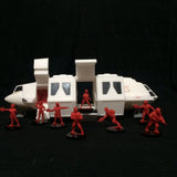 V squad ship shuttle and 8 visitors figurines 1/32 scale, For display only Model