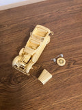 Vintage 1:32? scale Plastic Model Kit Junkyard Classic Car Model