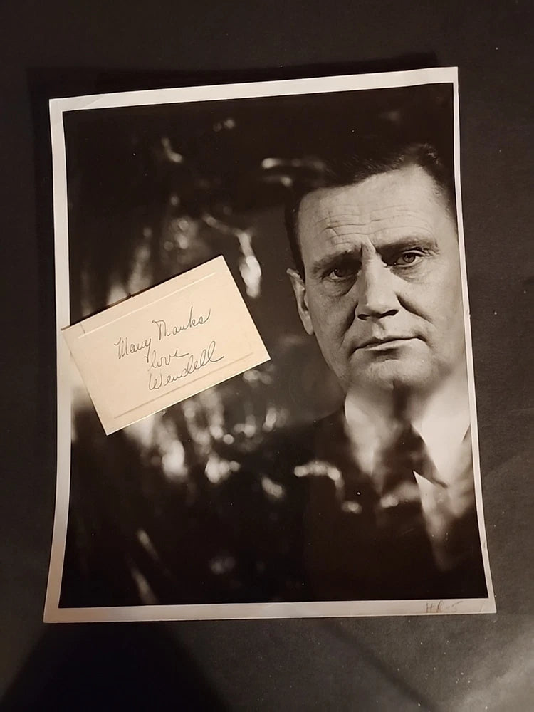 1962 Wendell COREY ELEVENTH HOUR PHOTO w / CAPTION SIGNED CARD BOB BOARD FRIEND Model