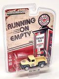 Greenlight 1/64 Ford F-100 Pick-Up 1956 Red Crown Diecast Scale Model Car Model