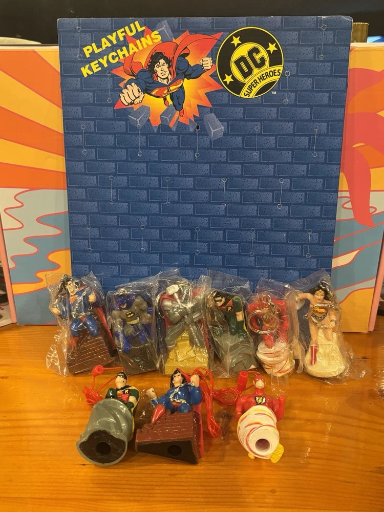 1997 DC Comics Super Heroes Playful Keychains Store Display Plus 9 Figures Model
