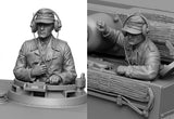1/35 Resin Figure German WWII tank crew 2 Figures Unassembled Unpainted Model