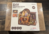 Rolife DG166 Magic Study 1:24 DIY Miniature House Kit LED 267pcs Age 14+ Model