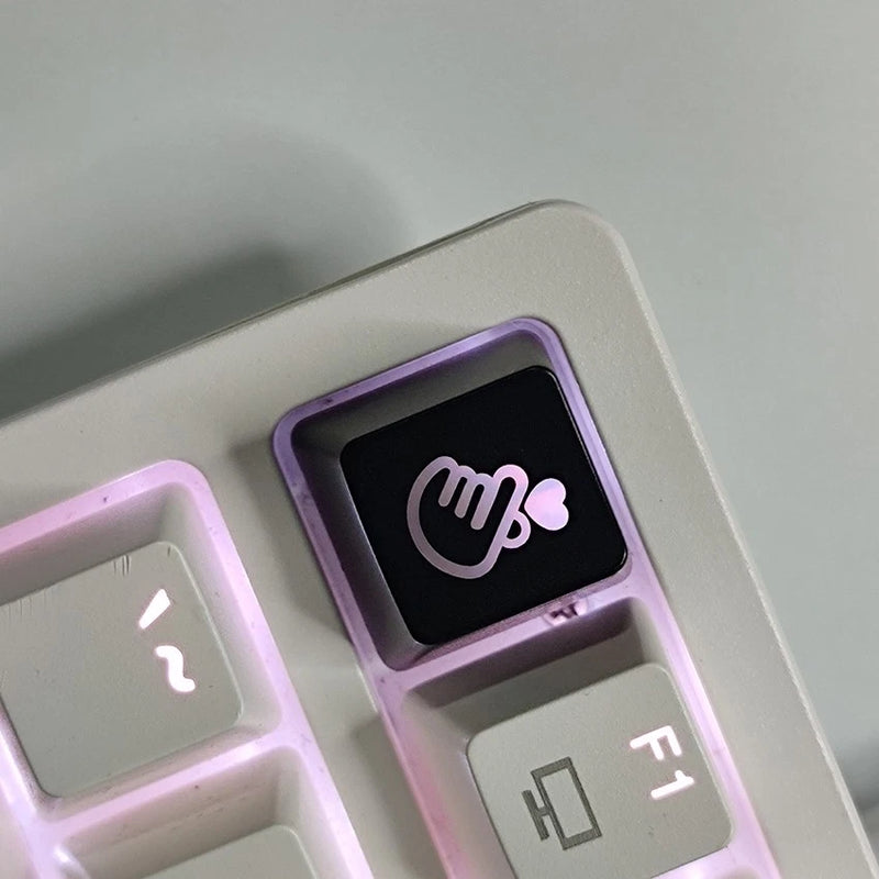 Heart-shaped Transparent ABS OEM R4 Keycaps Key Cap Mechanical Keyboards Keycap Model