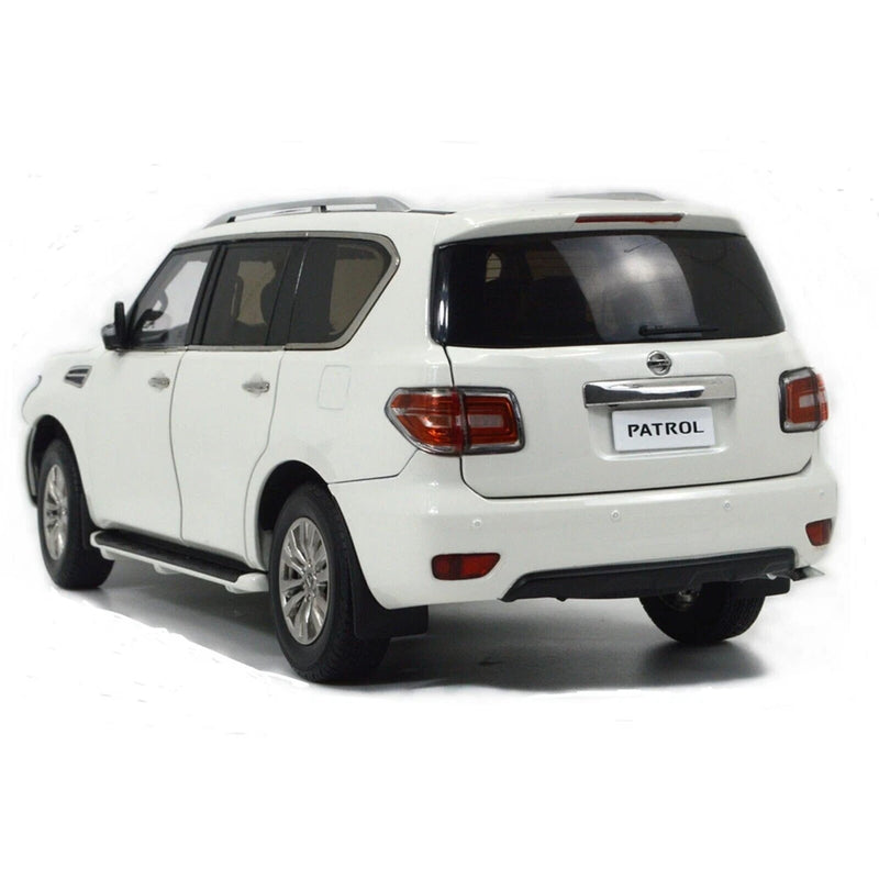 1/18 Nissan PATROL 2018 Y62 Diecast Model Toy Car Gifts For Friends Model