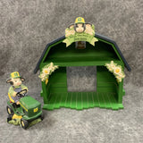 1998 Mary¡¯s Moo Moos & John Deere Barn Display 485209 & Cow Figurine 485160 Set Model