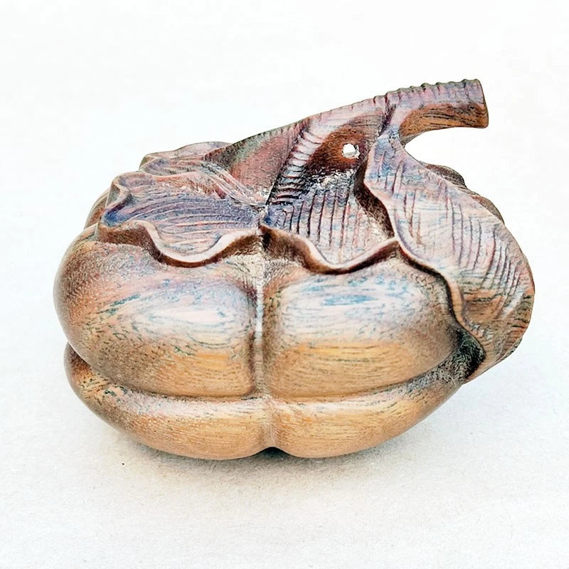 YZ300 - 4.8 X 5.7 X 4.5 CM Green Sandalwood Carved Figurine - Persimmon Model