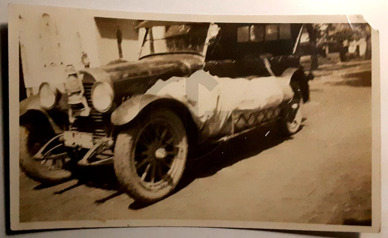 Touring Car w/Lantern on Front Grill, Packed Running Board 1920's Snapshot Photo Model