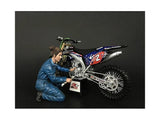 American Diorama 38372 1/12 Mechanic Chole Figurine for Scale Model