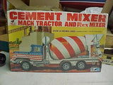 MPC MACK REX MIXER 1/25 SCALE TRUCK KIT  ( STARTED ) Model