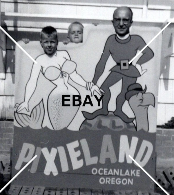 1965 OOAK Photo Pixieland Oregon Caricature Board Amusement Park BW Model