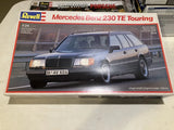 Revell 1/24 Mercedes Benz 230 TE  Touring # 7272    issued 1987 Model