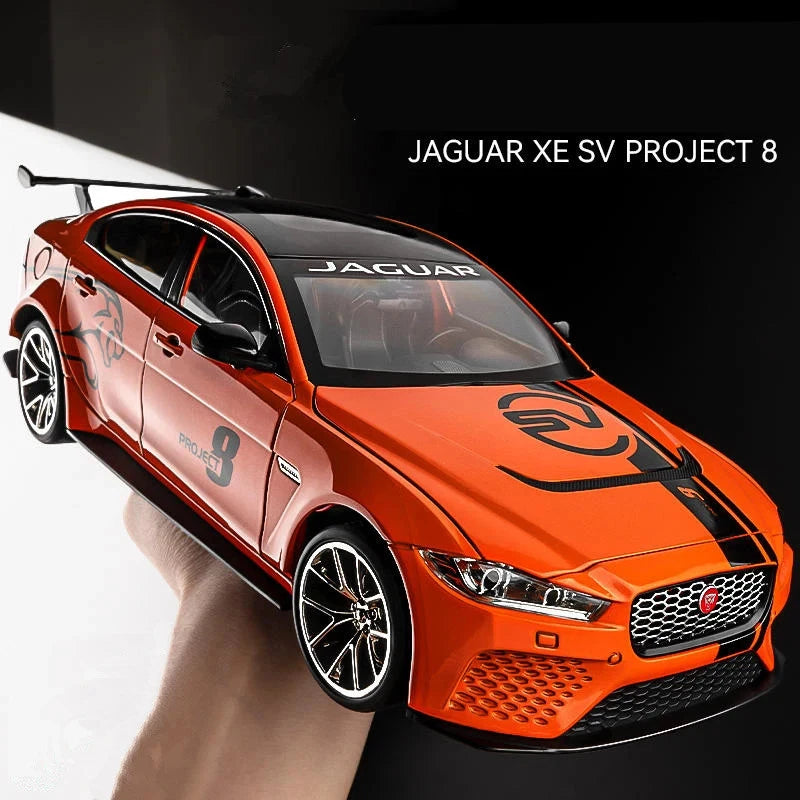 Large Size 1:18Jaguar XE SV Project 8 SUV Alloy Sports Car Model Diecast Metal Model