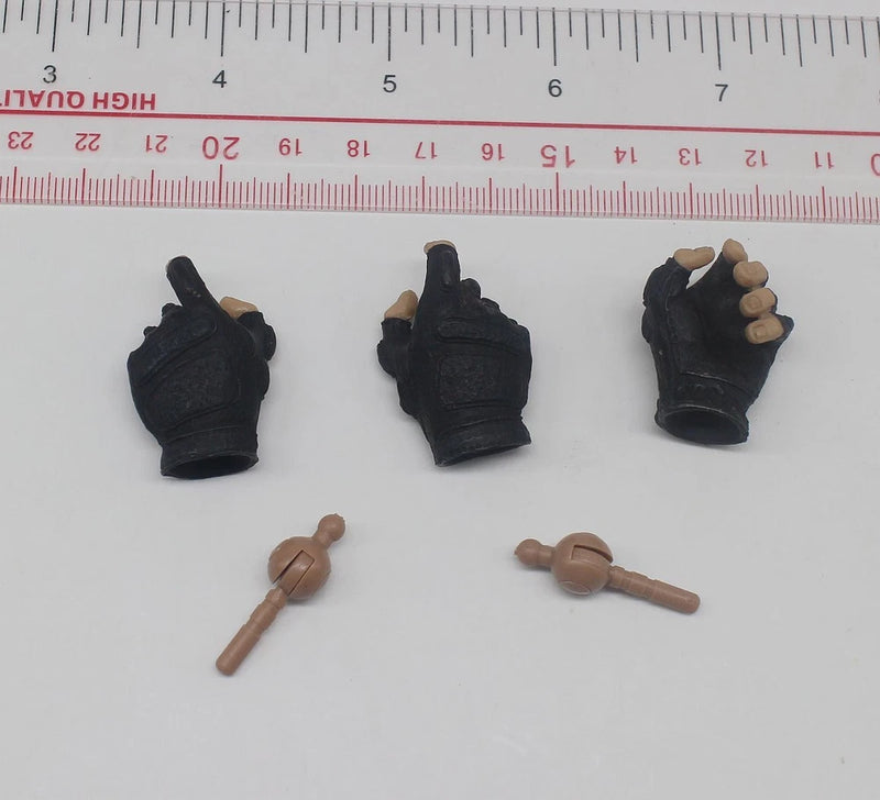 DAMTOYS DAM 78028 1/6 Russia Spetsnaz Mvd Vityaz In Chechnya Hands Model Model