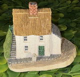 Lilliput Lane Cottage Miniature House Painted Resin Figurine 1990s Model