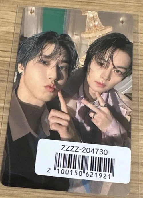 stray Kids SKZ Hollow FC Board Unit Photo¡¡Card Miso  Japan¡¡Official¡¡Lee Know&Han Model