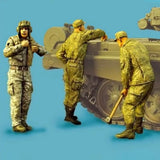 1/35 Resin Figure WWII Modern Russian Tank Mechanic Set 3 Figures Unpainted Model