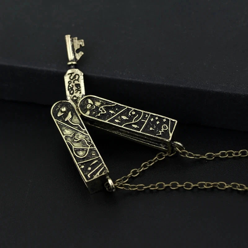 Grimm Key Charm Necklaces - Bronze Pendant Necklace Women Vintage Link Jewelry Charms