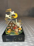 Micro Haunted House Halloween Decoration Trinket Shelf Display Model