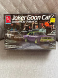 VINTAGE ERTL AMT BATMAN JOKER GOON CAR GOTHAM CITY POLICE CAR 1/25 MODEL NEW Model