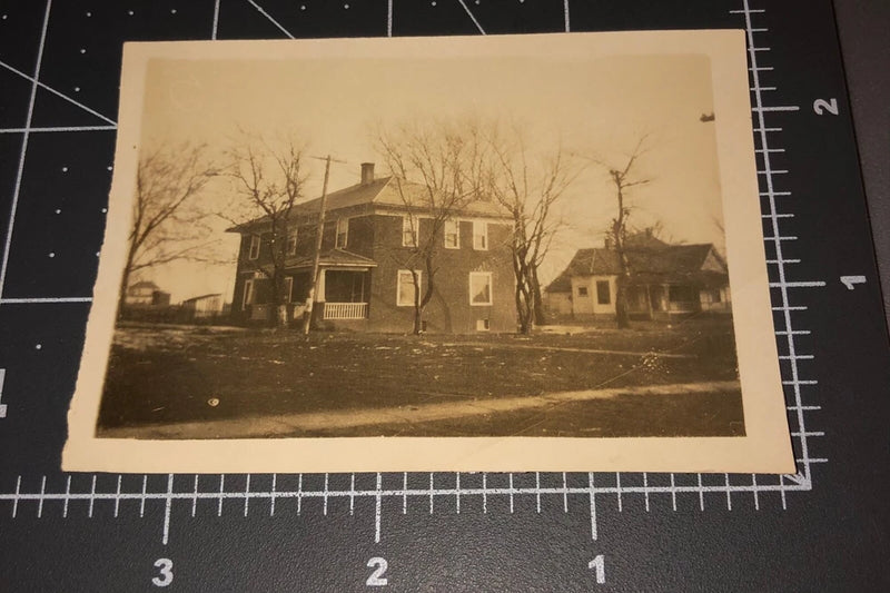 1920s BLYTHEDALE HOTEL Missouri MO Boarding House Vintage Snapshot PHOTO Model