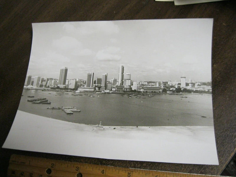 6 x 8 PHOTO Singapore skyline picture from the 70's tourist promotion board Model