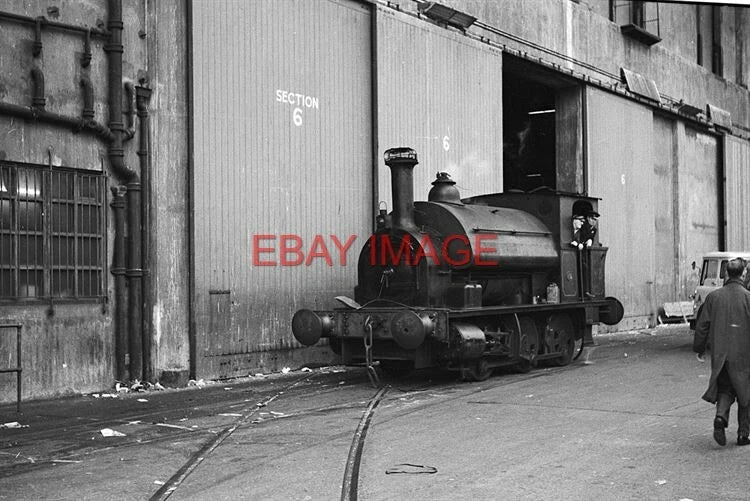 PHOTO  LIVERPOOL DOCKS 1965 ?€¡° 2 MERSEY DOCKS AND HARBOUR BOARD NO.11 ON THE DO Model