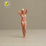 1/18 Miniatures Smile Bikini Lady Scene Props Figures Model For Cars Vehicles Model