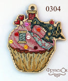 Sewing machine Cupcake wooden base Counted Cross Stitch Kit DIY Needlework Craft Model