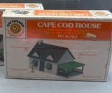 NEW Bachmann HO Plasticville CAPE COD HOUSE 2631 White/Green Building Kit sealed Model