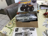1:25 AMT ERTL Thunderbolt One Monster Truck Model Kit 6609 Factory Complete Model