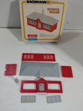 Plasticville 2814 HO Gauge Model Railroad Scenery School House Kit w/Box Model