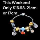 Peanuts - Snoopy & The Peanuts Crew on this 17cm, 19cm, or 21cm, Charm Bracelet Charms