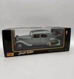 Maisto Special Edition 1/18 Diecast Gray 1952 Citroen 15CV  6 Cyl Model Car VG Model