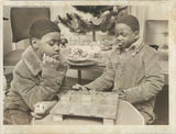1972 Press Photo African American Boys Play Tic Tac Toe Board Together 1970s Model