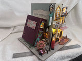 Miniature assembled (Cafe) Model