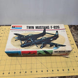 VINTAGE Model Kit-Monogram Twin Mustang F-82G 1/72 Model